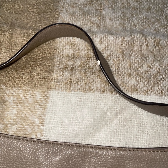 Michael Kors taupe handbag/shoulder bag - Picture 3 of 4